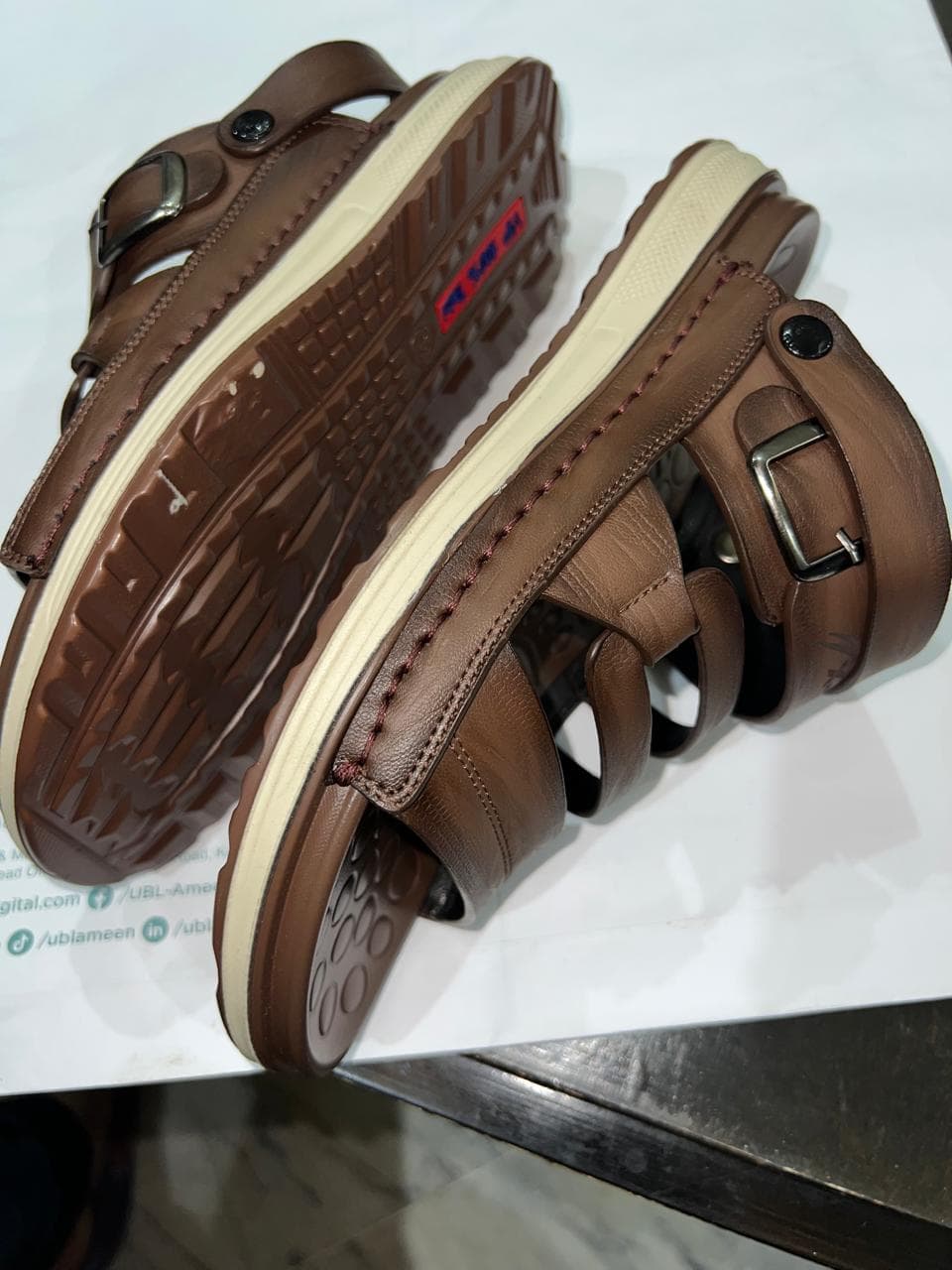 Sandal